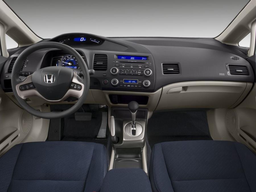  Honda Civic Hybrid 2007 года  (US) (фото 21 из 26)